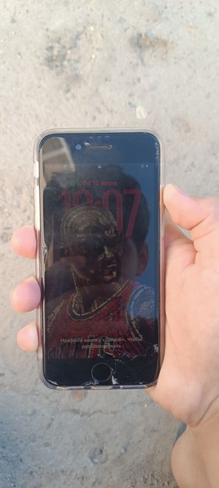 iPhone se 2020года