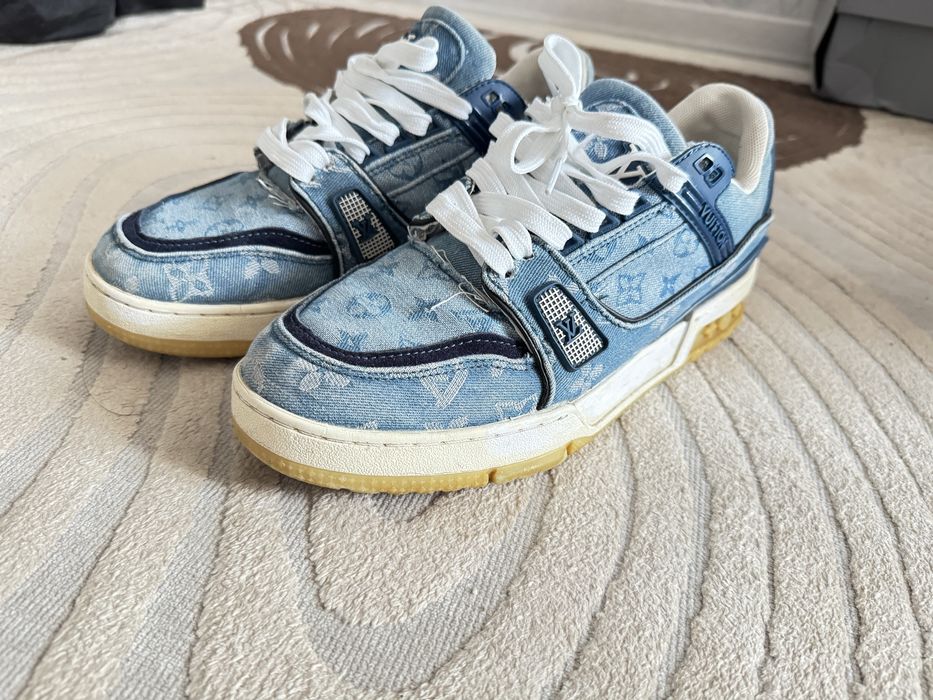 Продам Кроссы Луи