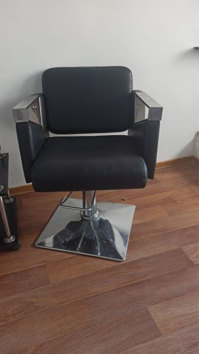 Кресло для парикмахера