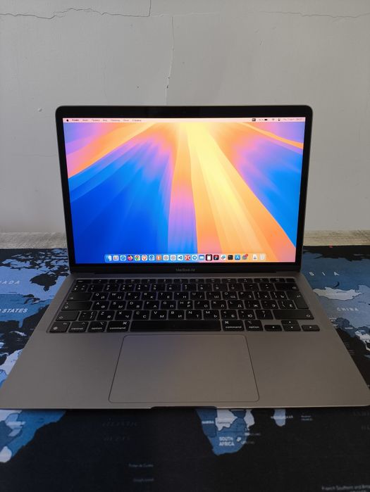 MacBook air m1 16/256
