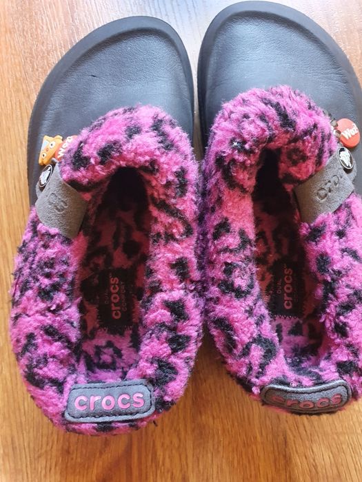 Papuci Crocs cu dublura in interior mar j1 32-33