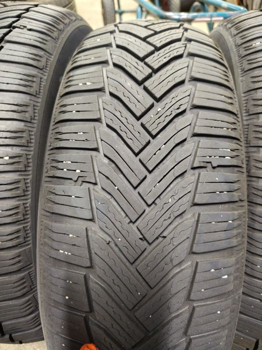 185/65/15 Michelin Alpin