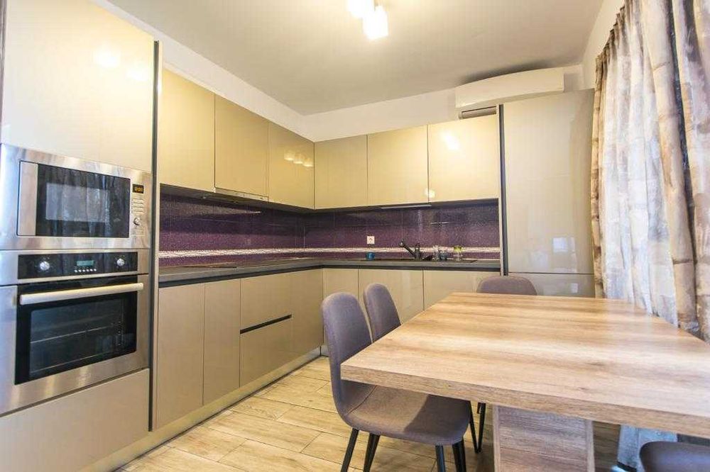 Apartament cu 3 camere zona FSEGA