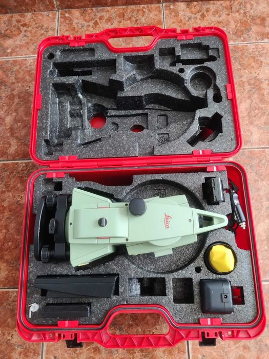 Statie Totala LEICA TC 407