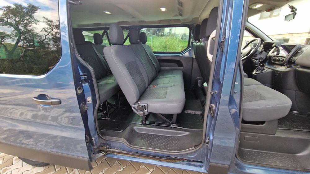 Renault Trafic 2019, extralung, 8+1, Primul proprietar