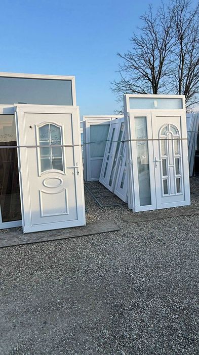 usi duble cu modele in ea noi de la 1700 lei