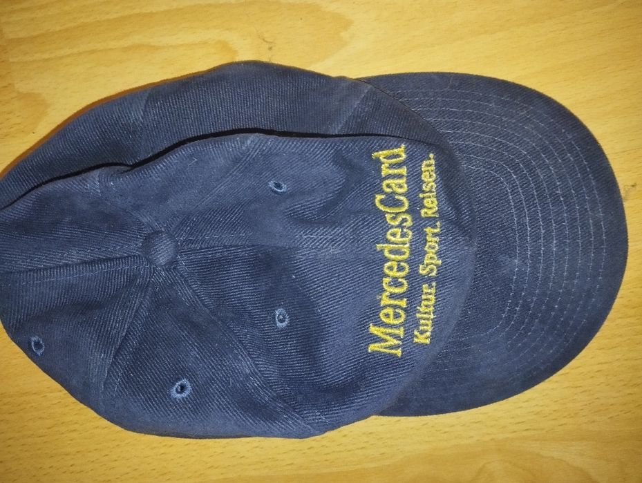 Sapcă nouă Mercedes