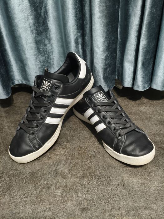 Оригинальные кроссовки Adidas