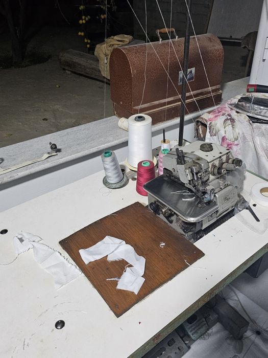 Трикотажные оверлок