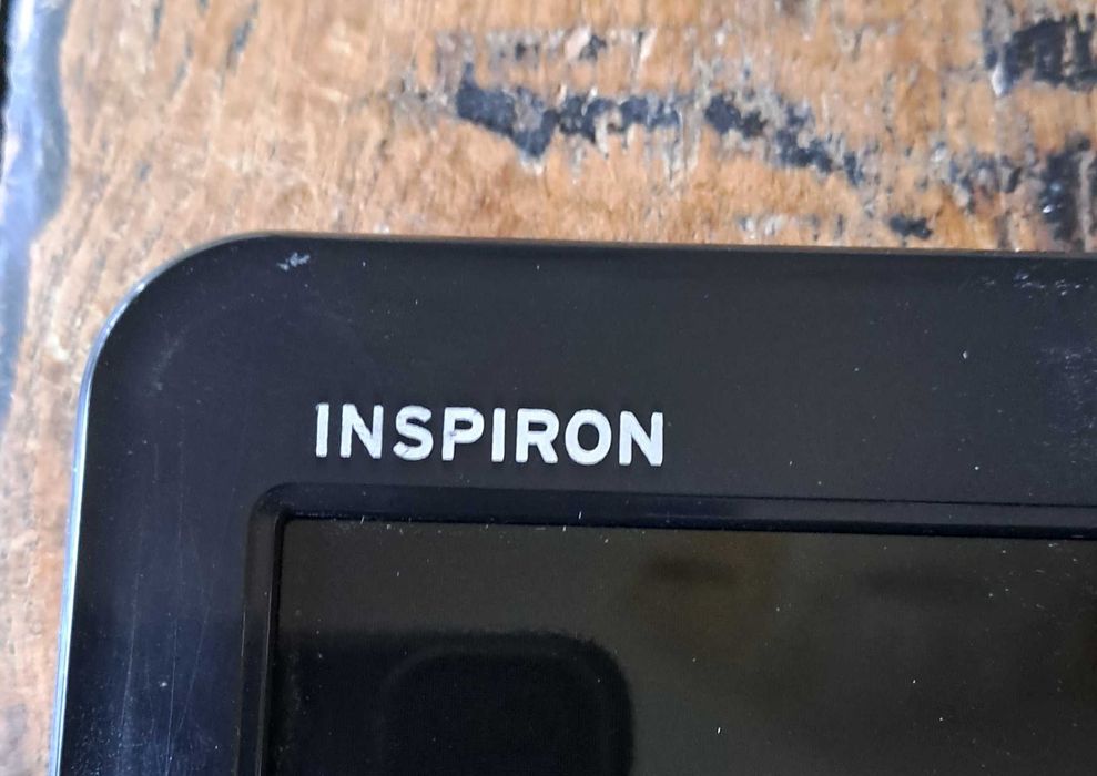 лаптоп Dell Inspiron N5030, Windows 7 Ultimate