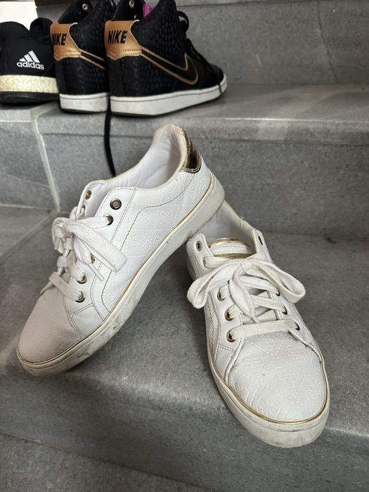 Дамски обувки Guess