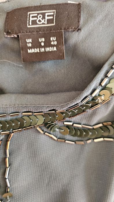 Тъмнозелена официална рокла