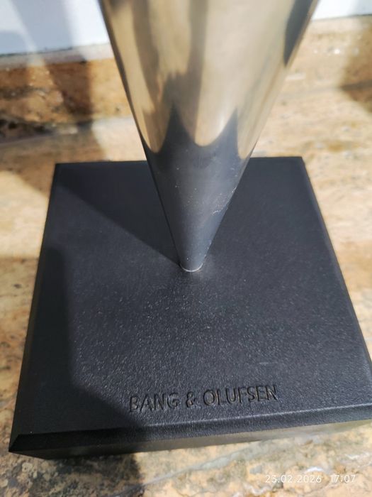 Boxe Bang & olufsen Beolab 8000. Made in Denmark