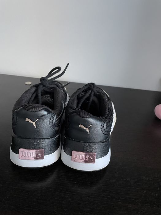 Adidasi Puma Femei
