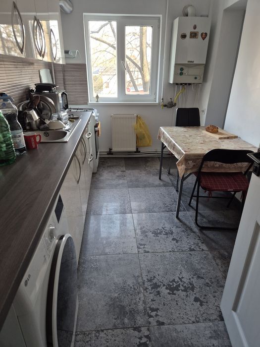 Apartament de vinzar cuza vida 100000 €