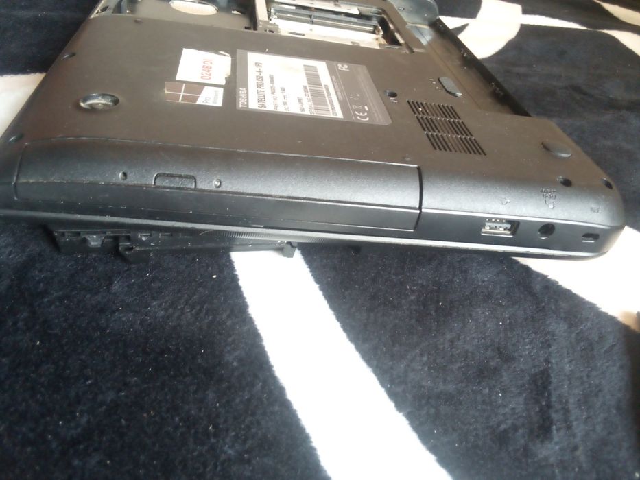 Laptop Toshiba neprobat