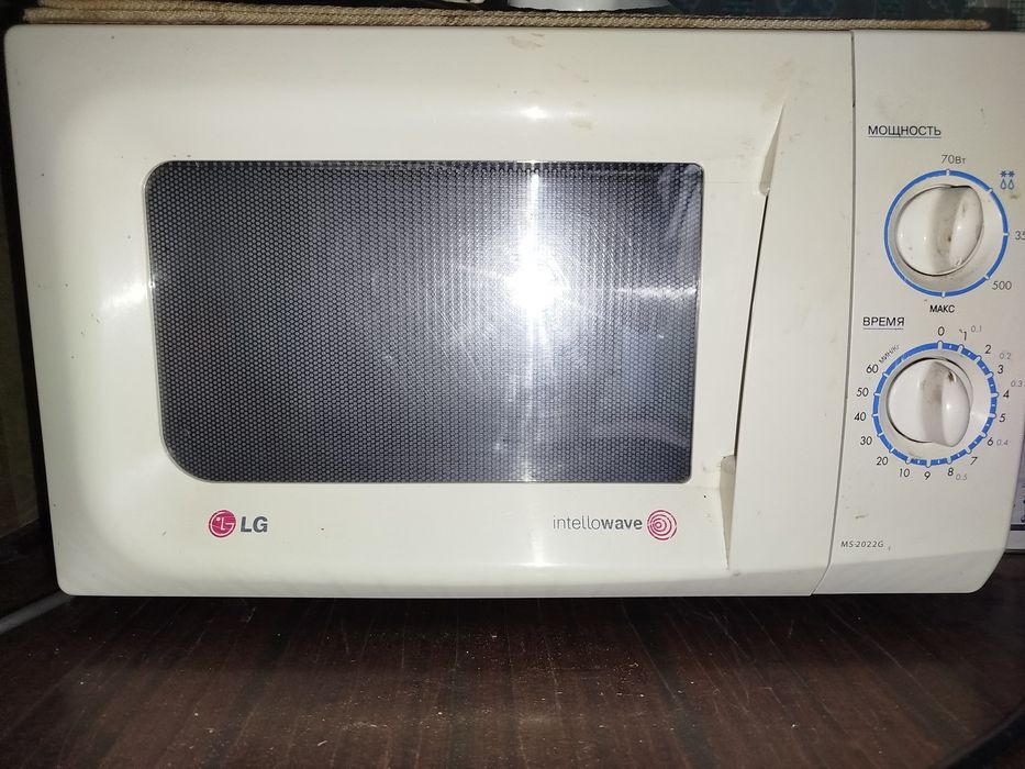 Микроволновая печь LG Intellowave