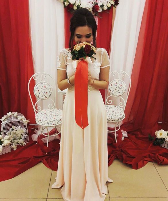 Продам платье Lichi