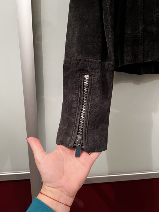 Jacheta neagra piele intoarsa - Mango