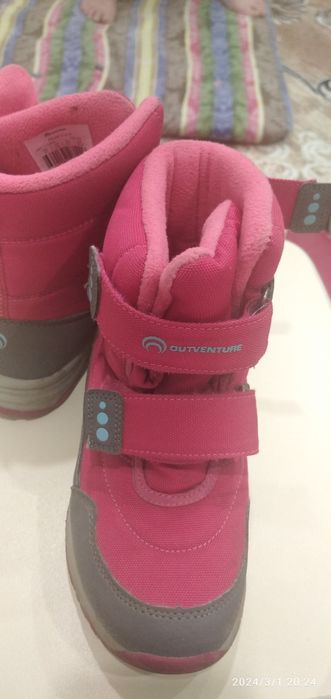 Продам детскую обувь