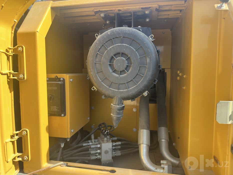 Ekskavator XCMG XE205DA 2021 yil, zo’r holatda