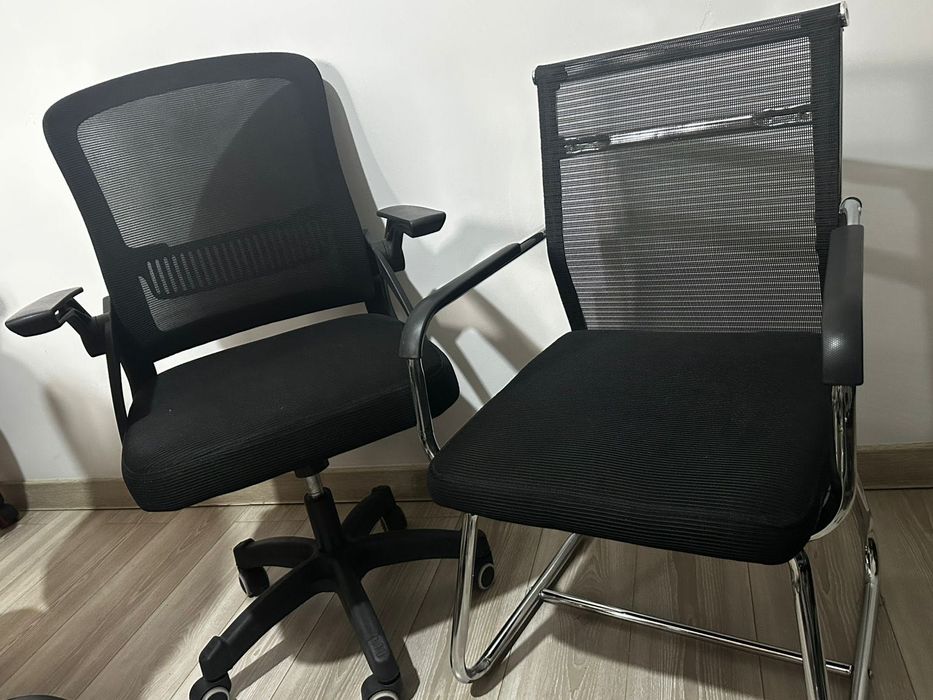 Продам офисные кресла