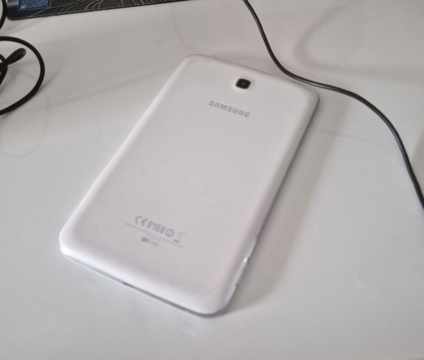 Tableta Samsung Galaxy Tab 3 fisurata