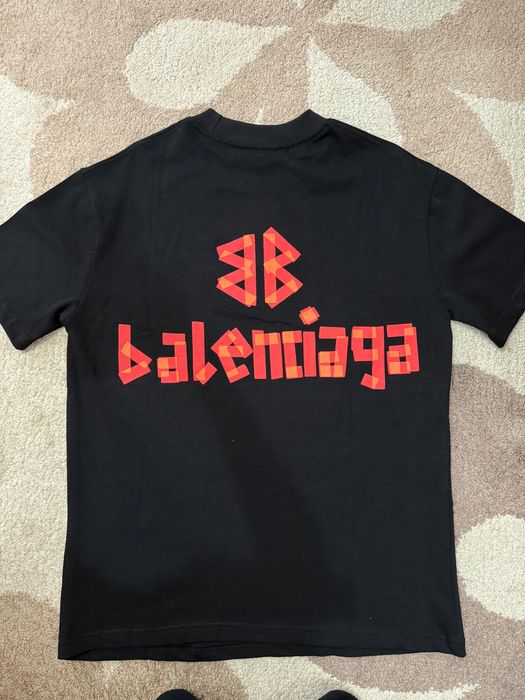 Tricou Balenciaga