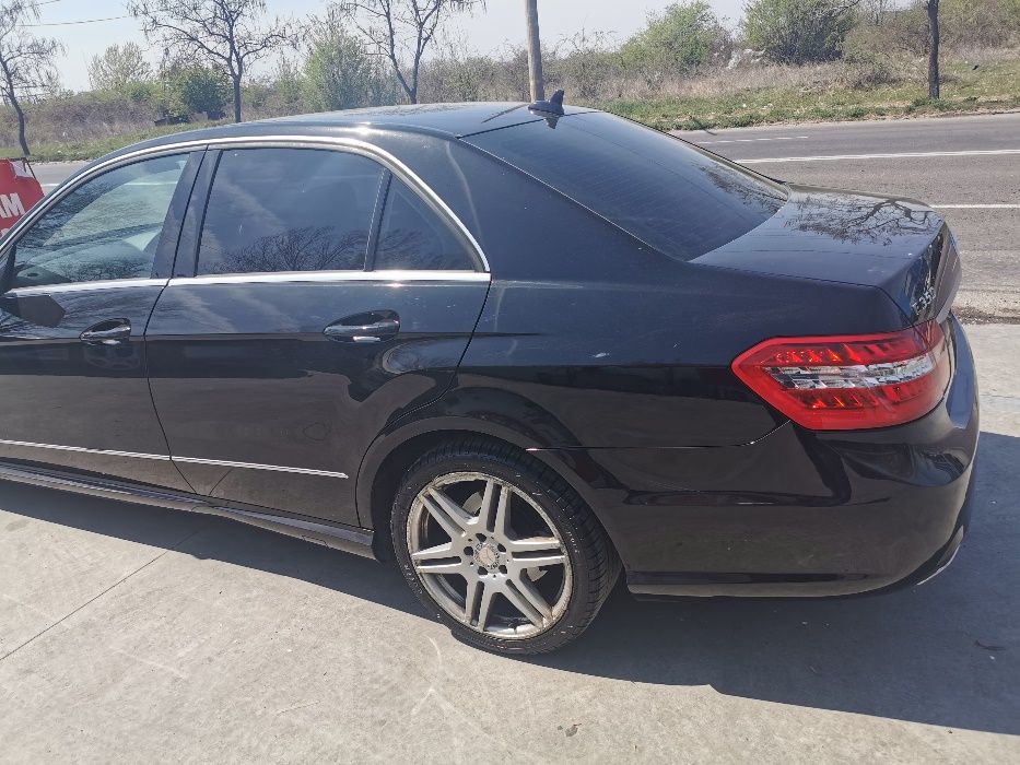 Dezmembrez mercedes e350 w212 amg piese mercedes bara fata bara spate