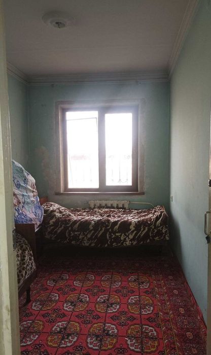 Юнусабад 18, 4/4/4, 81м2, По низкой цене, Кирпич 77 серия,  Не Торец