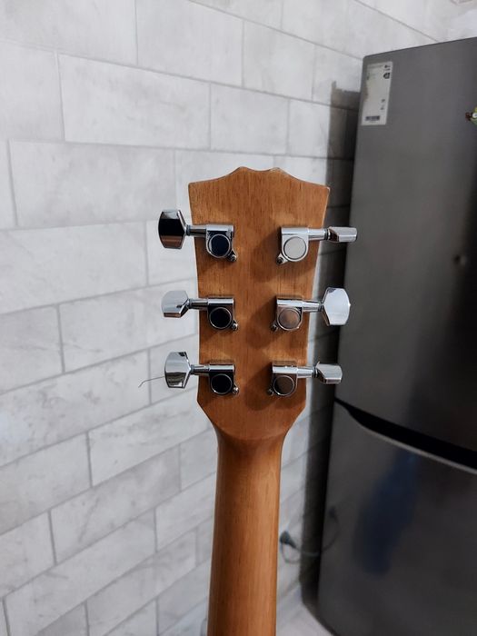 Adagio гитара сатылды состояние мощь чехол берем