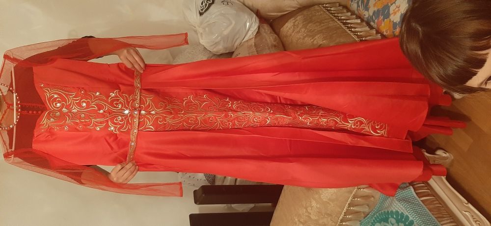 Продам вечернее платье