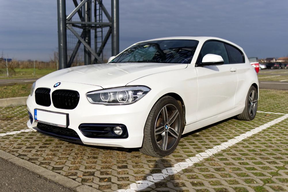 BMW Seria 1 120d LCI, 2L Diesel, 190 CP, cutie automata, Sport Line Shadow!