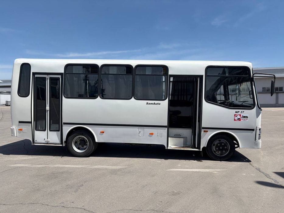 Аренда автобуса ISUZU