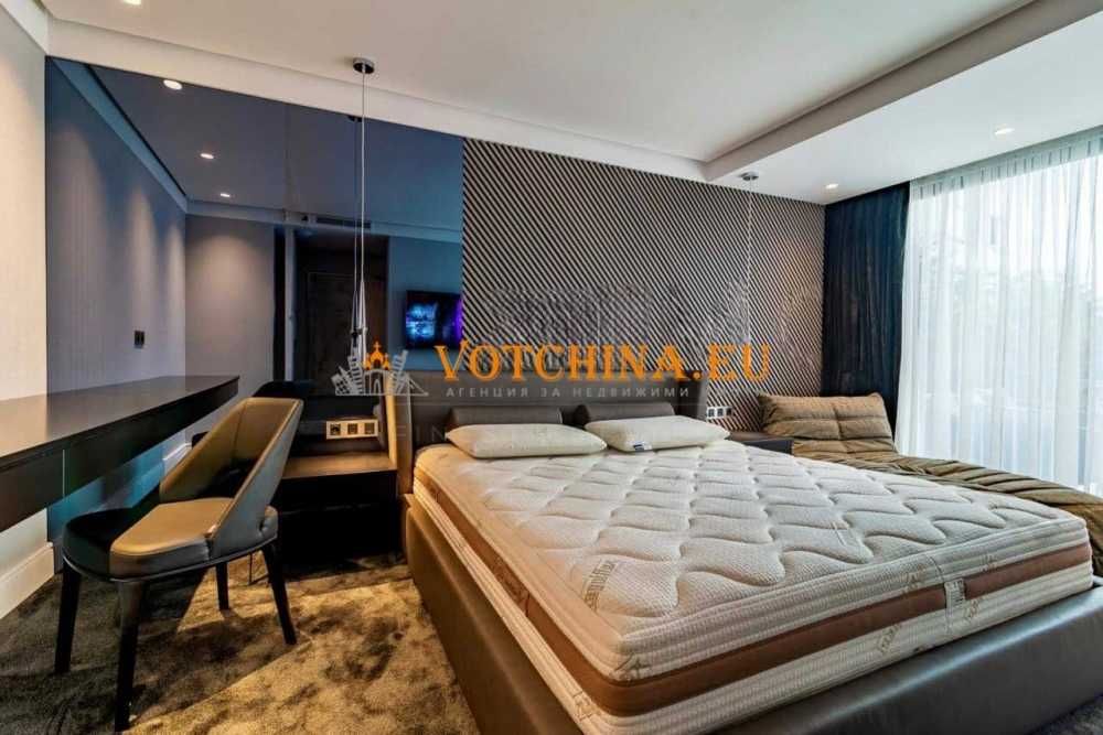 Продава се Тристаен апартамент в Варна, Бриз - 152 кв.м за 2303 €/кв.м - Снимка #12