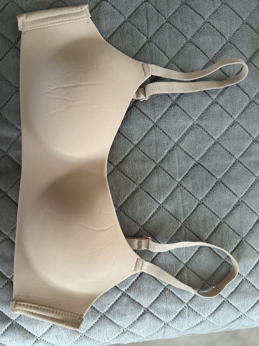 Без косточек бюстгалтер р 38/85