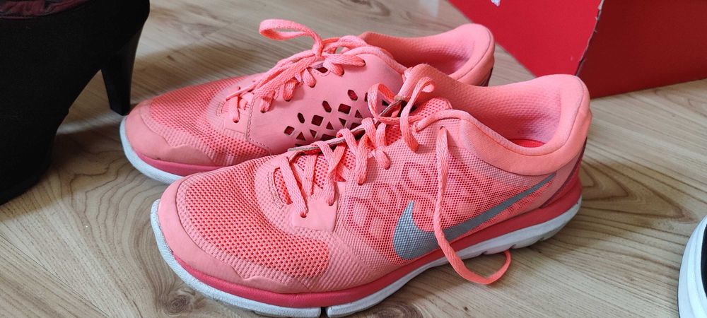 Маратонки Nike Найк 41
