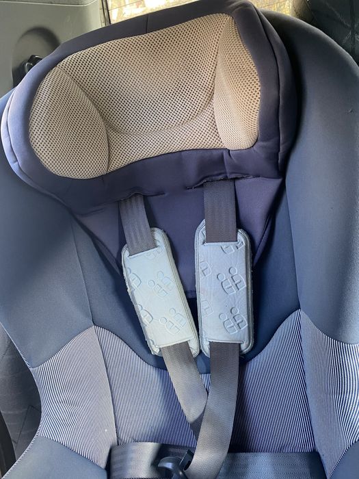 Scaun copii auto / masina chicco cu isofix