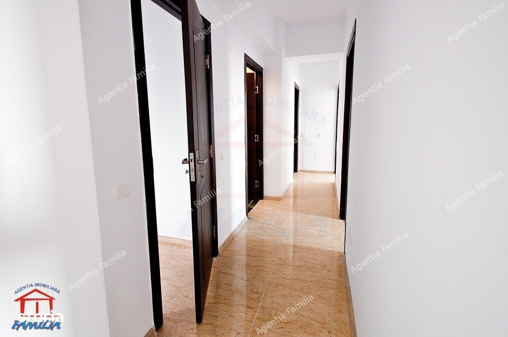 Apartament ultramodern, 3 camere, etaj 8, Italian Residence