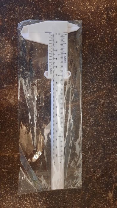 Продам штангенциркулы разные