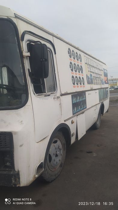 PAZ 32051.фургон грузо документ бор