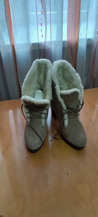 Женские зимние сапоги