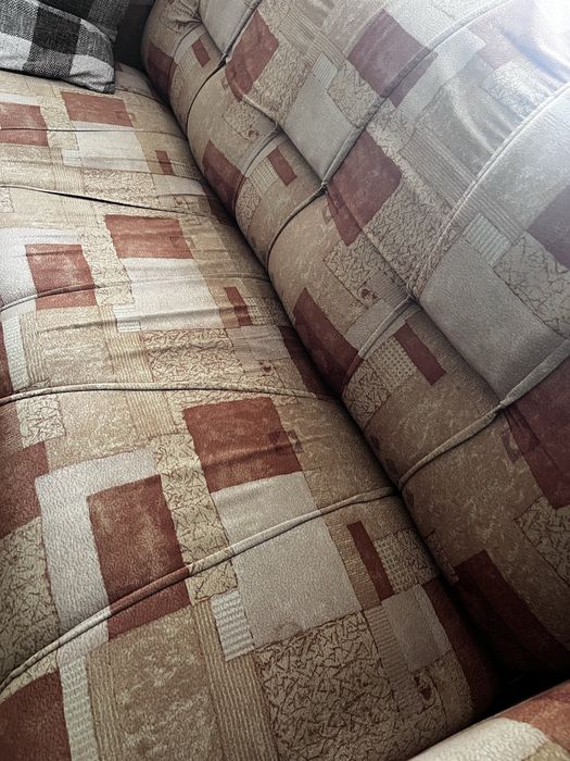 Продам шикарный диван