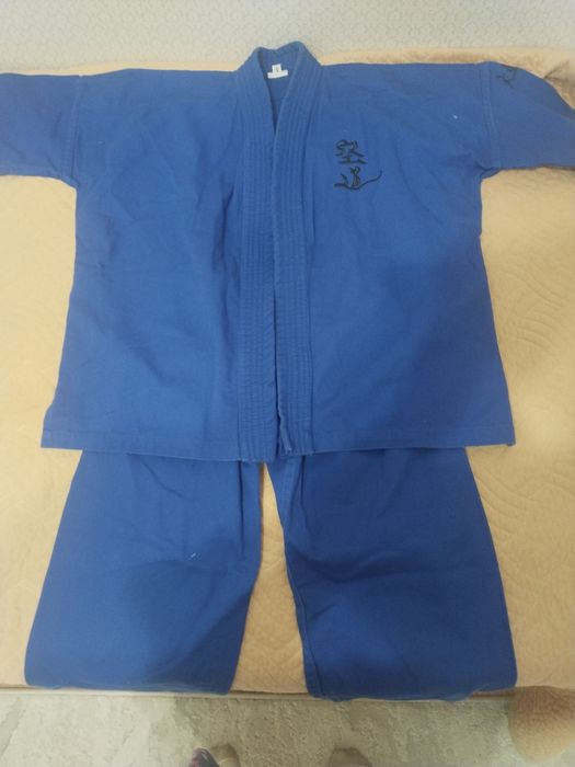 Продам кимоно детское