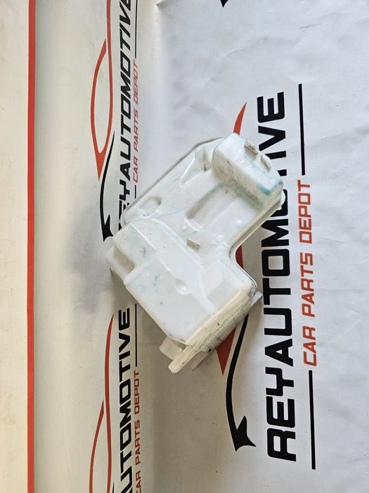Vas spalator parbriz VW Audi Skoda cod 5Q0955449Q