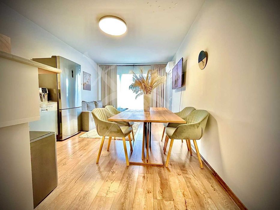 Дава се под наем Четиристаен апартамент в София, Младост 4 - 104 кв.м за 1375 € - Снимка #1