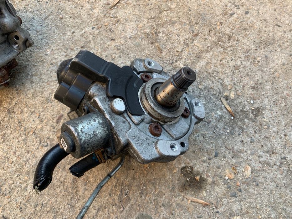 Помпа високо налягане Delphi vw audi фолксваген ауди 2.0 tdi