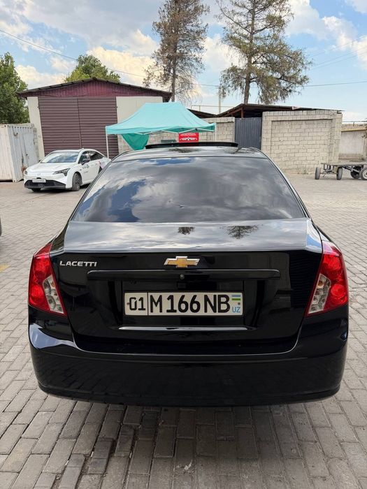 Chevrolet Jentra