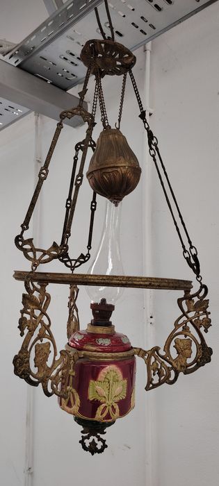 Candelabrul/policandru/lustra