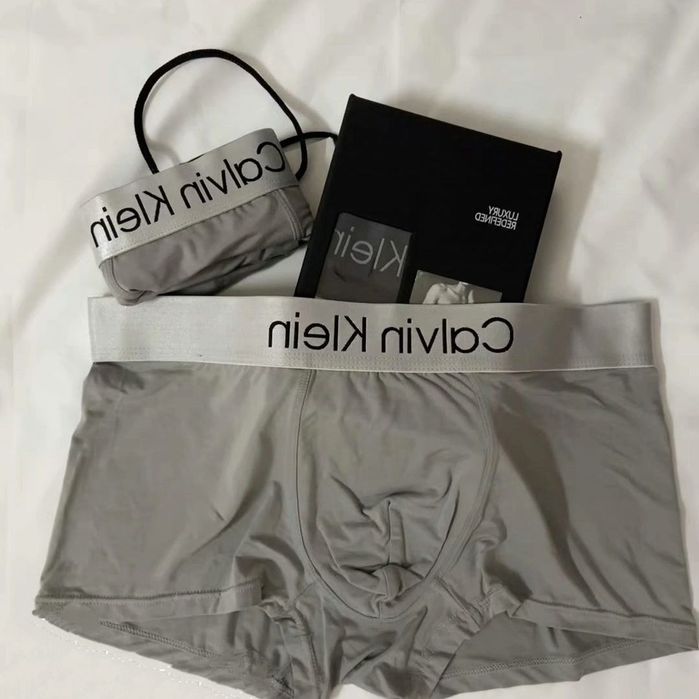 Трусы Calvin Klein